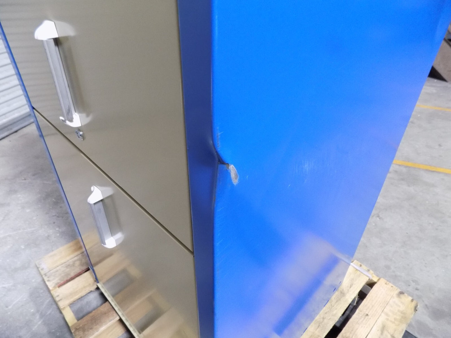 Vidmar Industrial 2-Door Storage Cabinet 60 x 27 x 27 LOCKED SHUT w/ NO KEYS