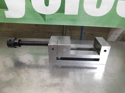 Interstate Toolmakers Vise 3-7/8" Jaw W x 4-3/4" Jaw Opening EVSD-S100