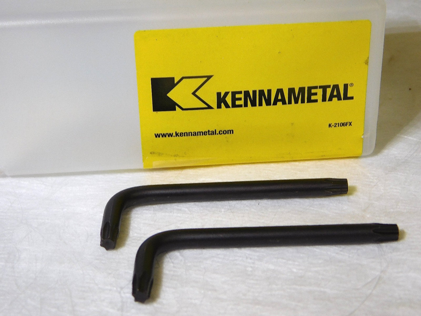 Kennametal External Grooving/Cutoff Toolholder LH 32mm Shk Dia 6.7028 L 1621086