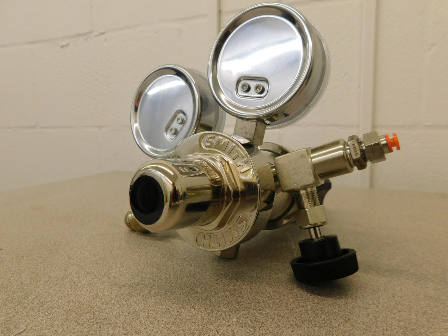 Miller-Smith Nitrogen &amp; Helium Welding Regulator 580 CGA Inlet 220-4109 REPA