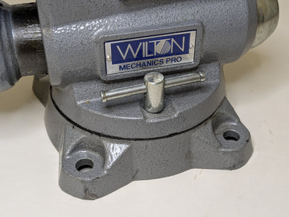 Wilton Mechanics Pro Bench Vise w/ Swivel Base 4-1/2" Jaw Width 4" Opening 28810