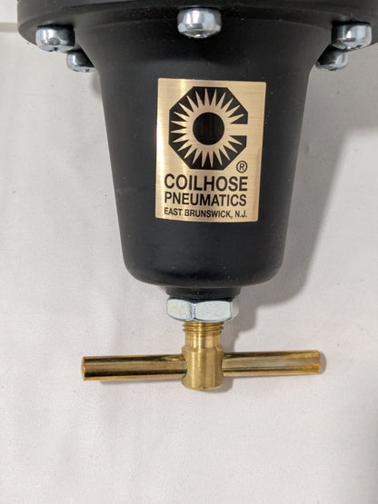 Coilhose Compressed Air Regulator: 1/2" NPT, 250 Max psi 8804G