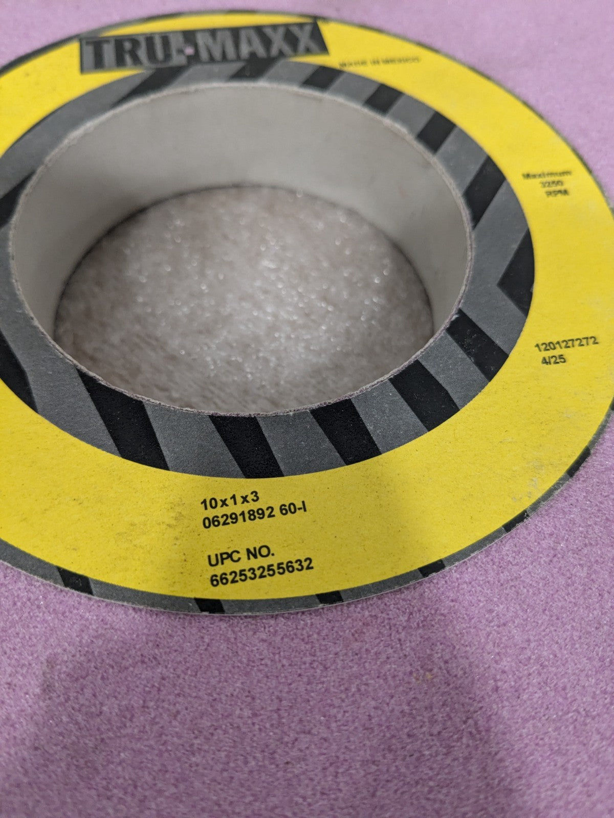 Tru-Maxx Surface Grinding Wheel: 10" Dia, 1" Thick, 3" Arbor, 60G