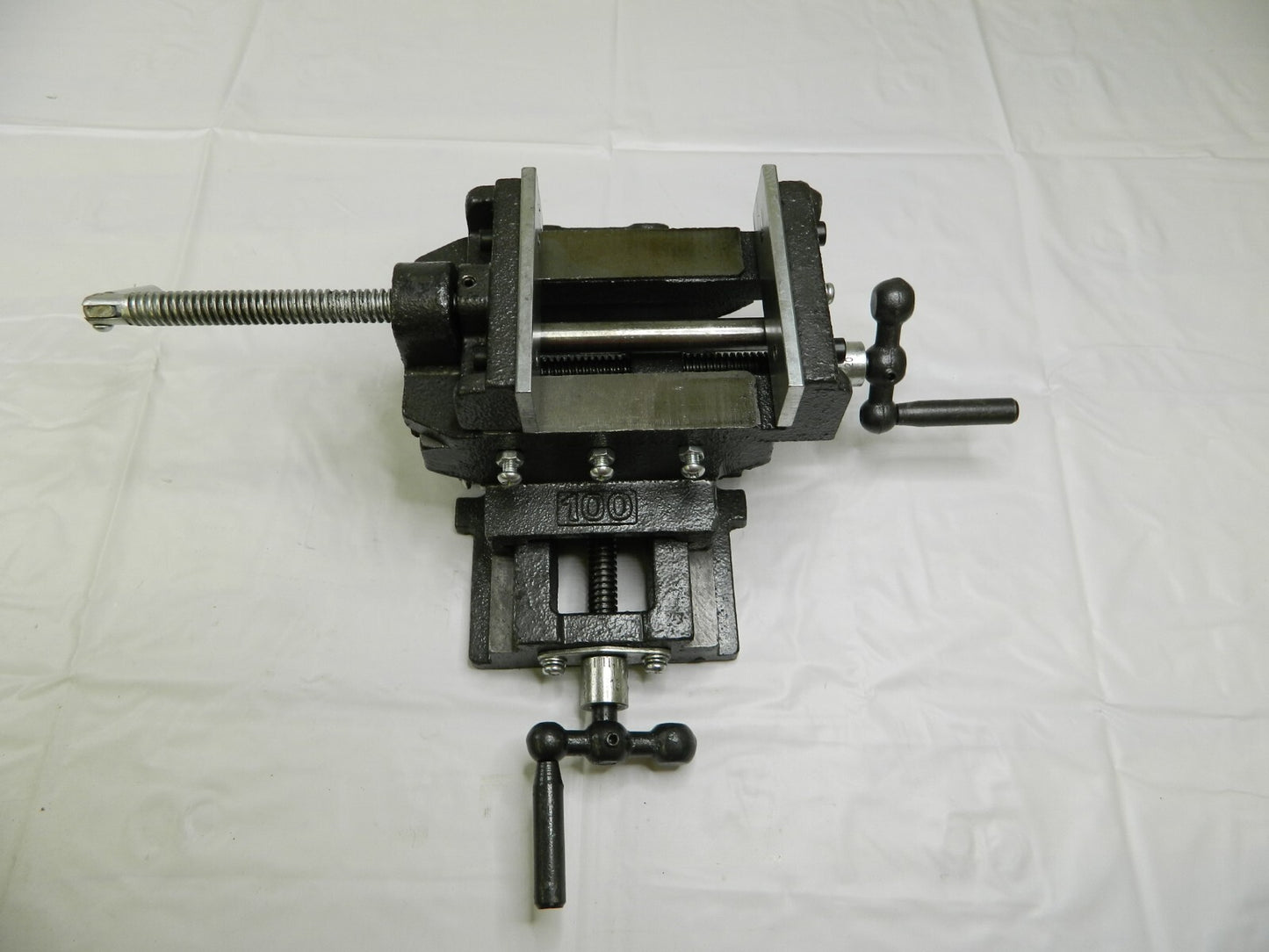 Horizontal Drill Press Vise 3-35/64 Jaw Opening 428-8314