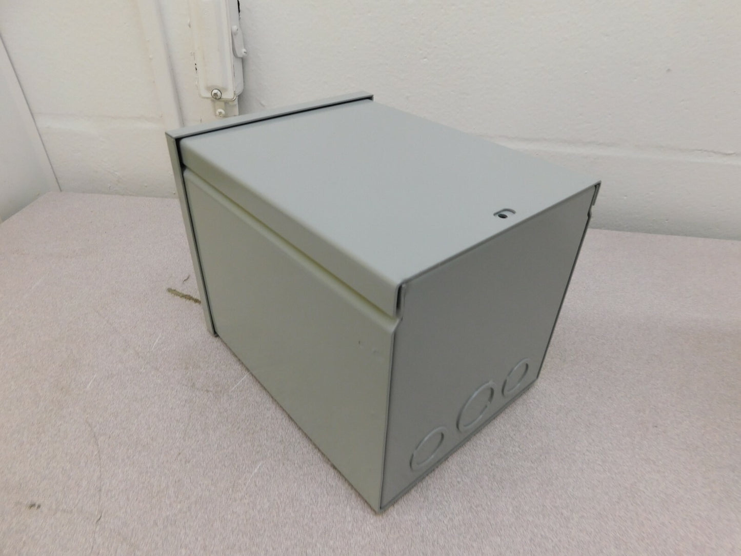 Cooper B-Line Steel Junction Box Enclosure Screw Flat Cover 866RTSC