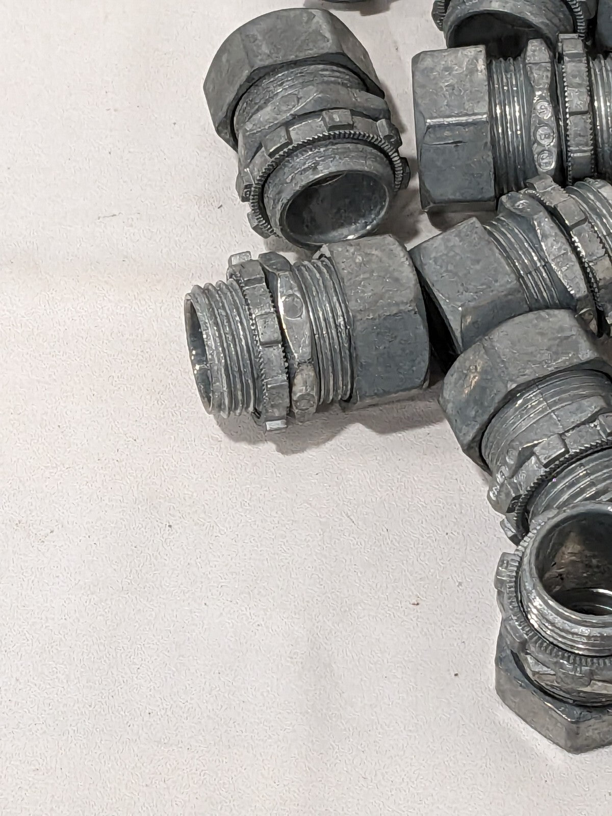 T&B Conduit Connector: For EMT, Die Cast Zinc, 1/2" Trade Size Qty 20 TC211SC