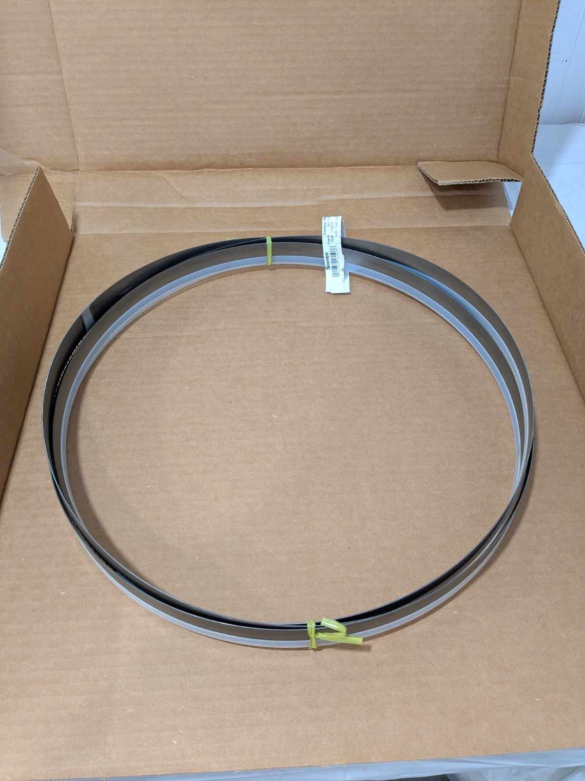 Starrett Welded Bandsaw Blade: 12' Long x 1" Wide x 6 to 10 TPI 13108