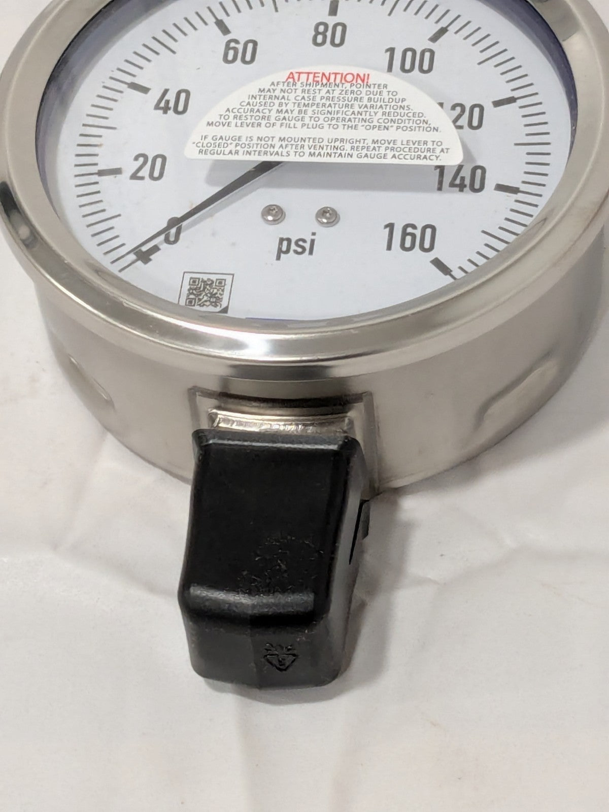WIKA Pressure Gauge 4" Dial, 0 to 160 psi, 1/2" Thread, NPT Lower Mount 9768556