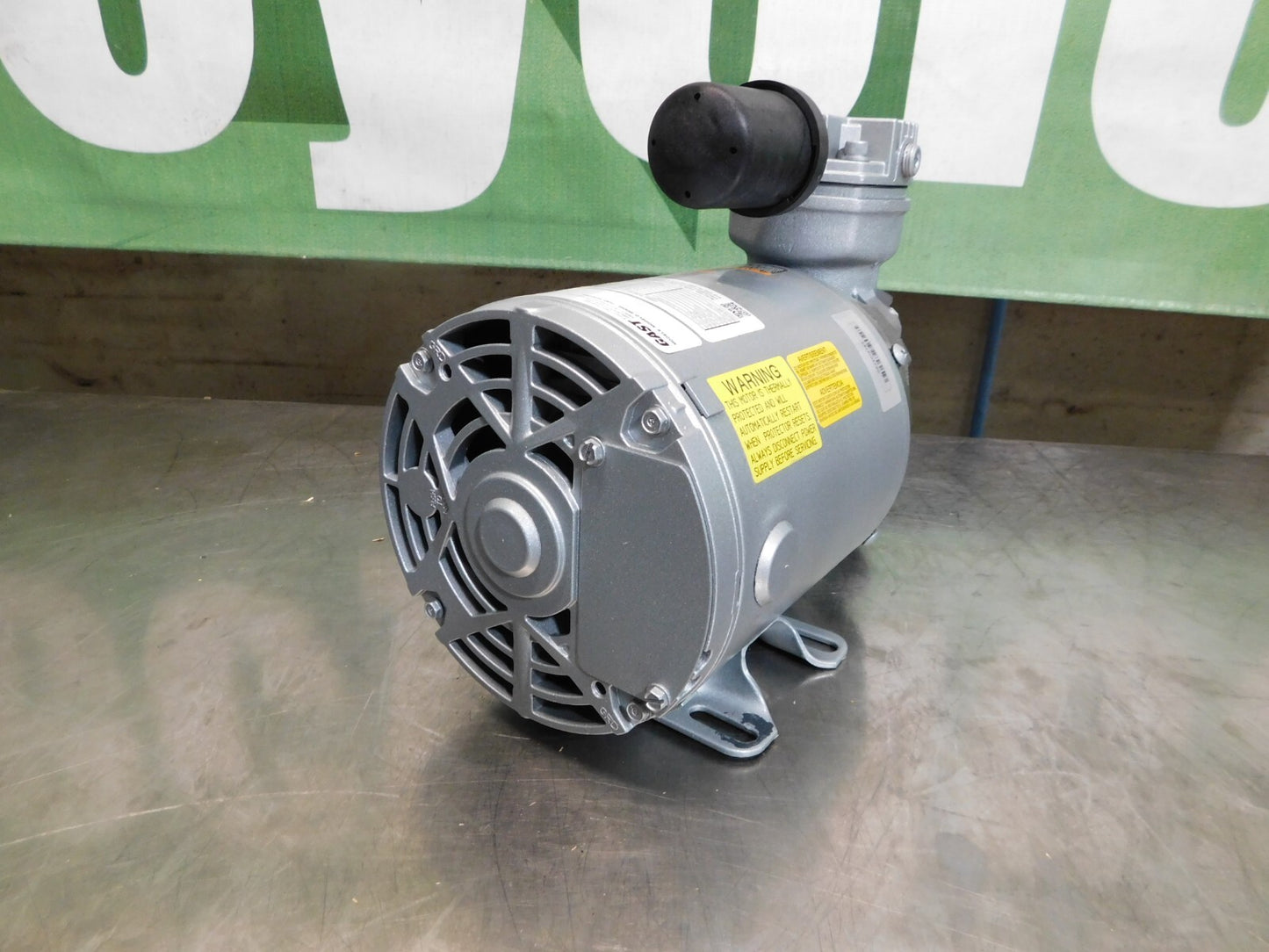 Gast Piston Vacuum Pump 1/6 hp 1.8 CFM 1VAF-10-M100X PARTS/REPAIR