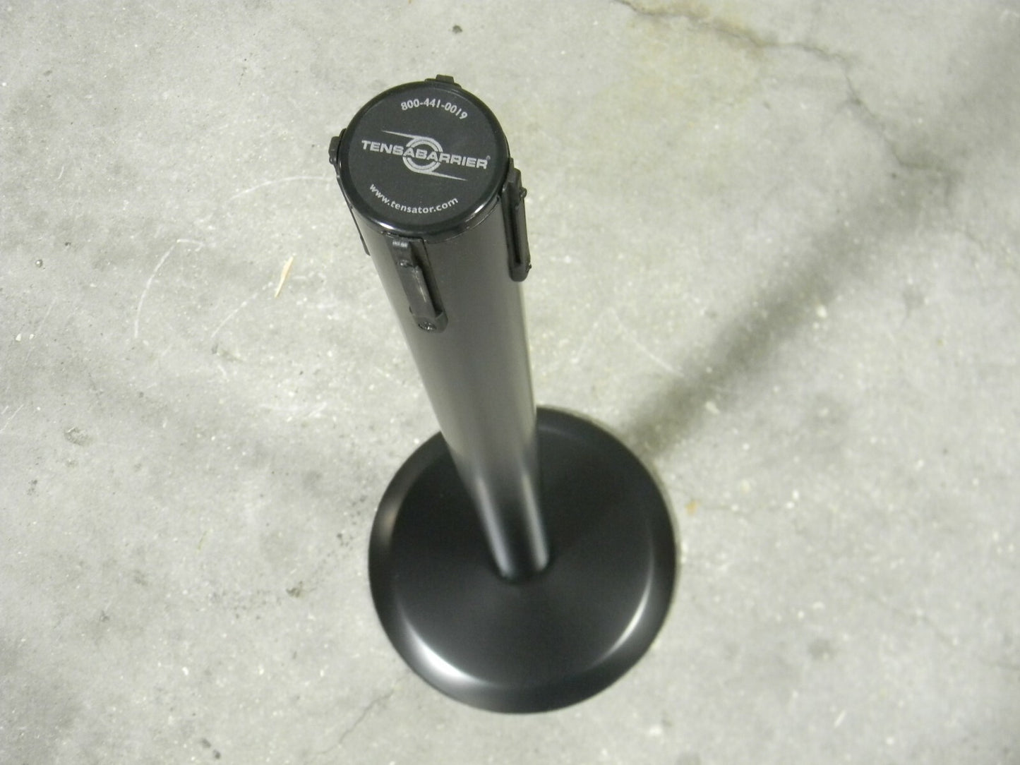 Tensator 38" Black Steel Barrier Receiver Post 14" Base Diameter 889U-