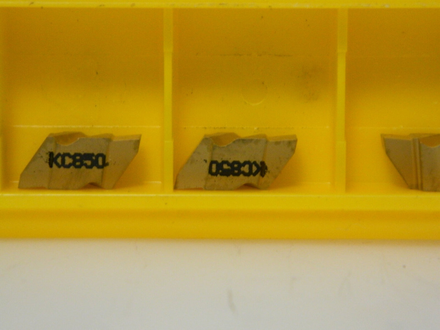 Kennametal Carbide Grooving Insert NGP2125L Grade KC850 3.18mm Qty 5 1114931