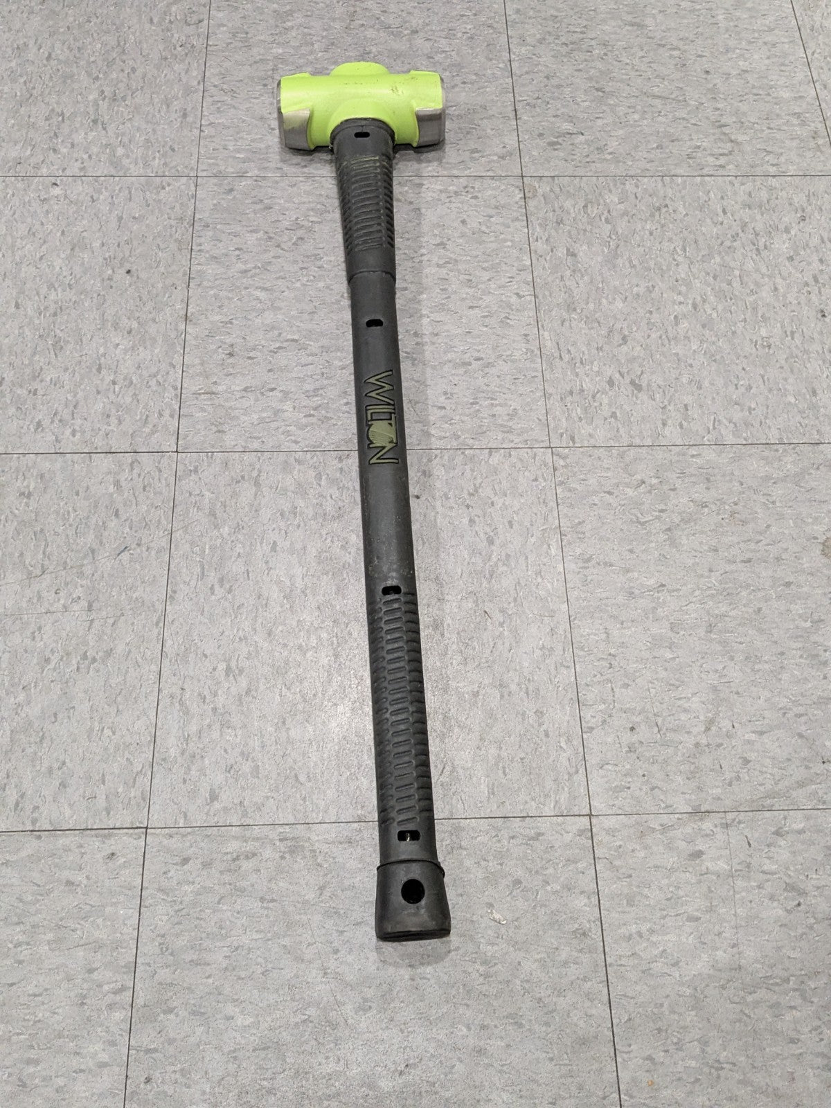 Wilton BASH 8 lb. head 24" Sledge Hammer 20824