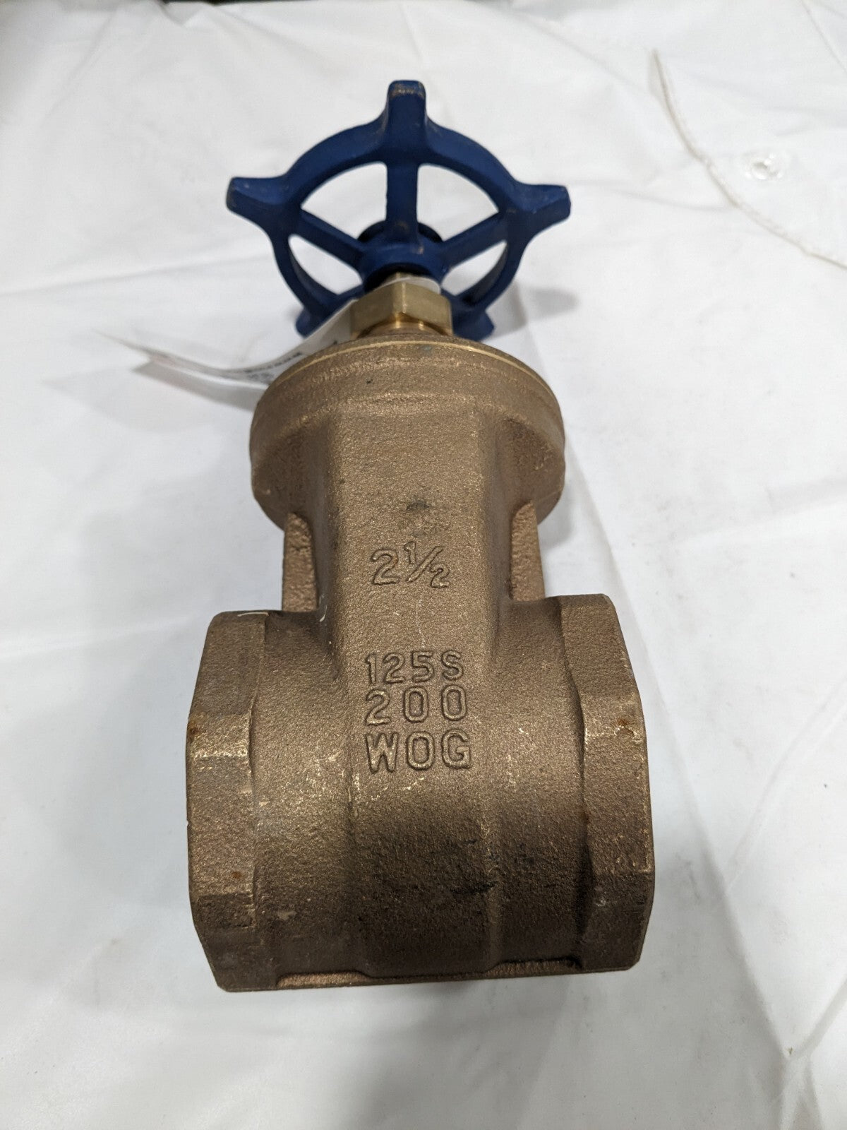 LEGEND VALVE Gate Valve: Non-Rising Stem, 2-1/2" Pipe, Threaded, Bronze 104