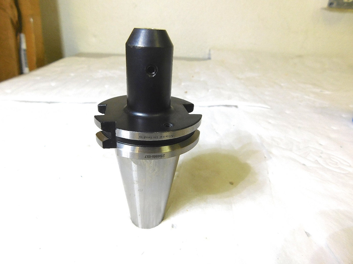 Hertel V40 Tapered Shank V-Flange End Mill Holder 1/4 Bore HDV40BEM025250