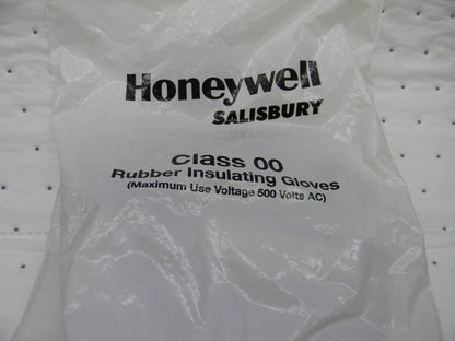 HONEYWELL Class 00, Size XL (10), 11 Long, Rubber Lineman's Glove E0011B/10