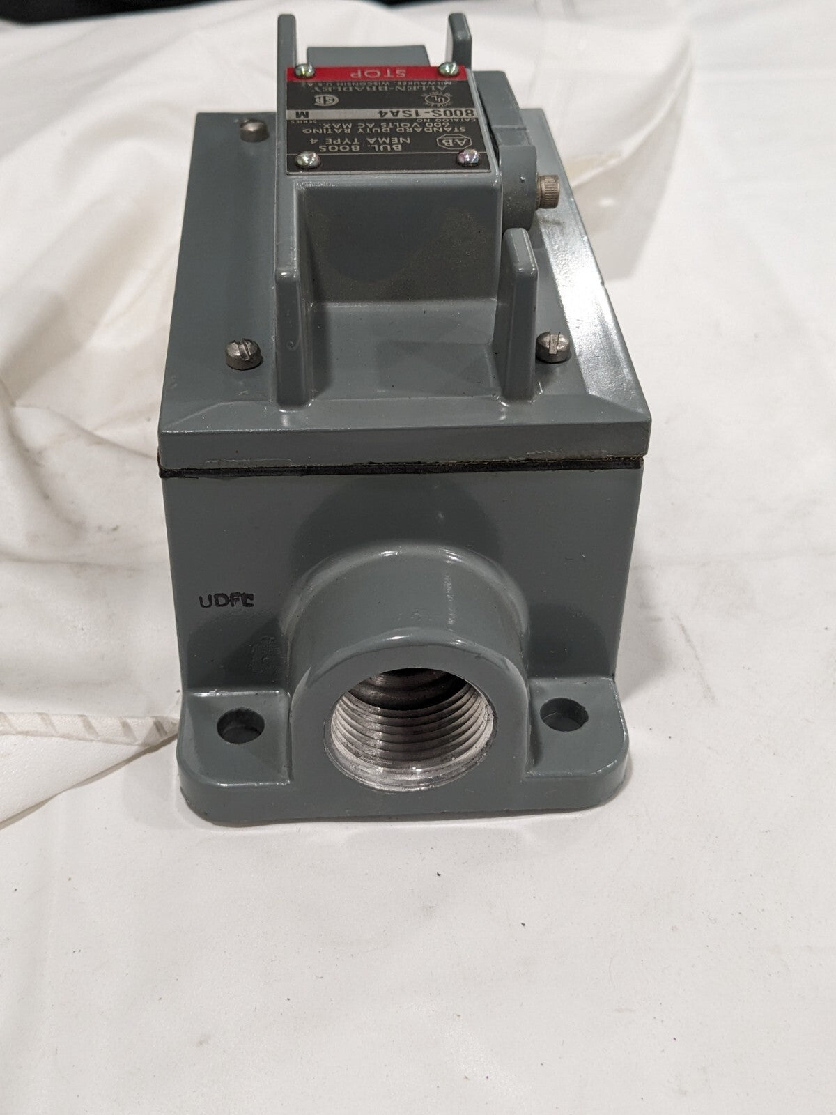 Allen-Bradley Series M Standard Duty Push Button 800S-1SA4