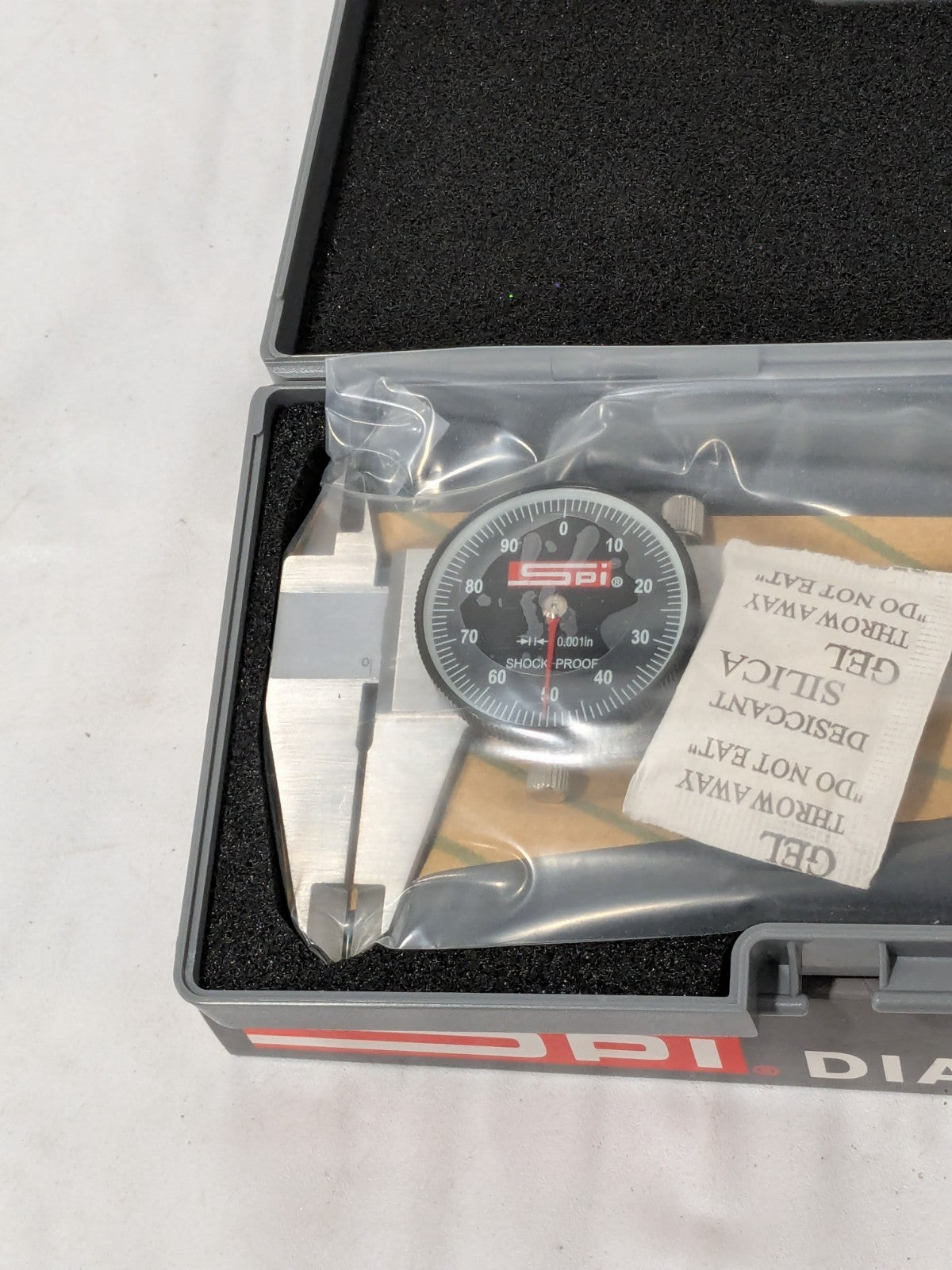 SPI Dial Caliper 0-6", Black Dial Face - 17-971-3