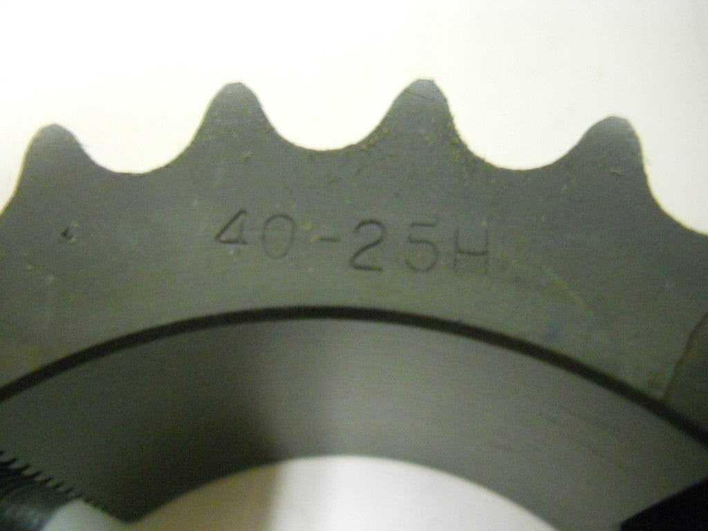 Browning Bore Sprocket 1/2-2" Double Taper Steel 25 Teeth D40TB25