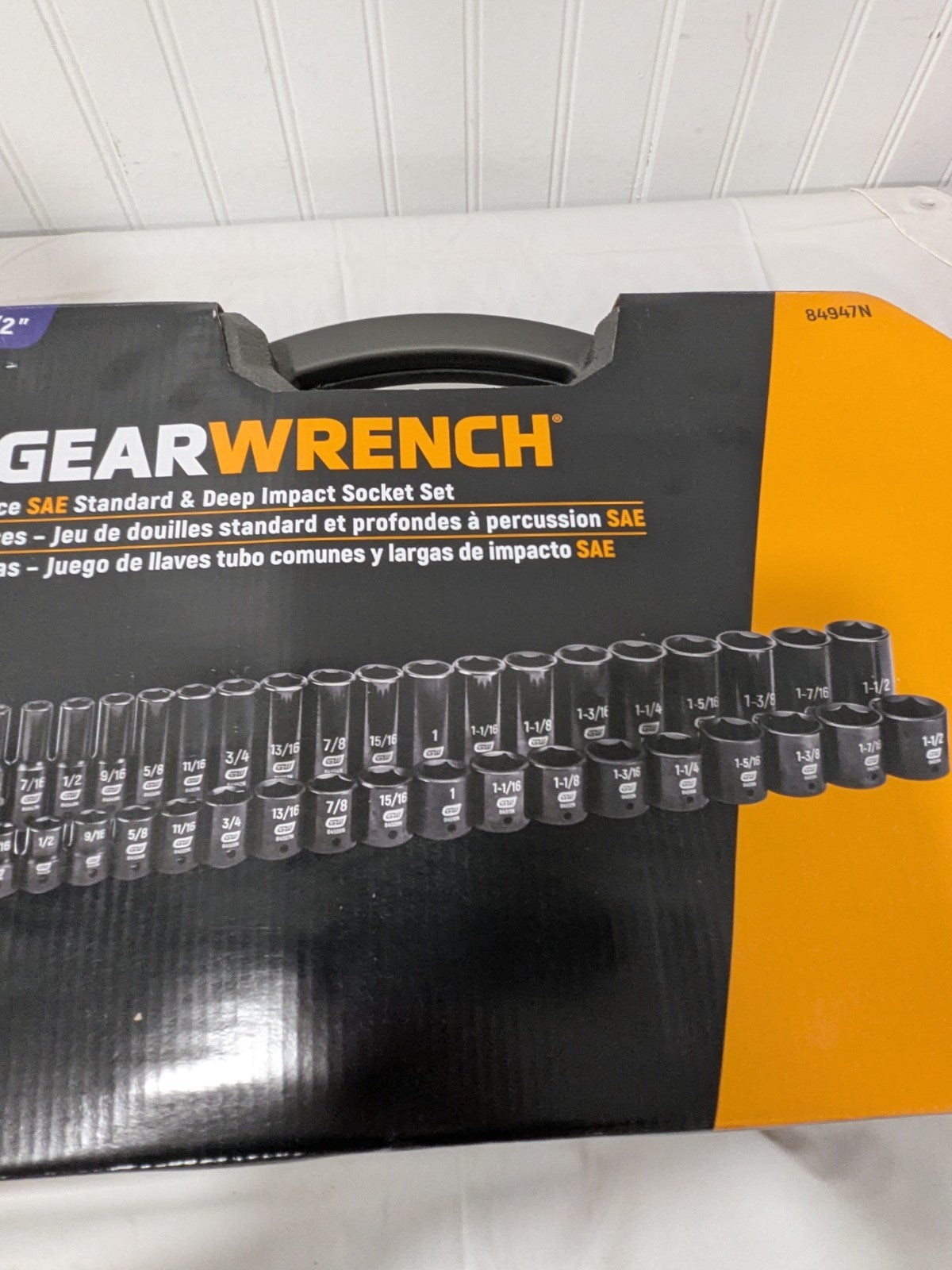 GEARWRENCH 39 Pc 1/2" Drive 6 Point Standard & Deep Impact SAE Socket Set 84947N