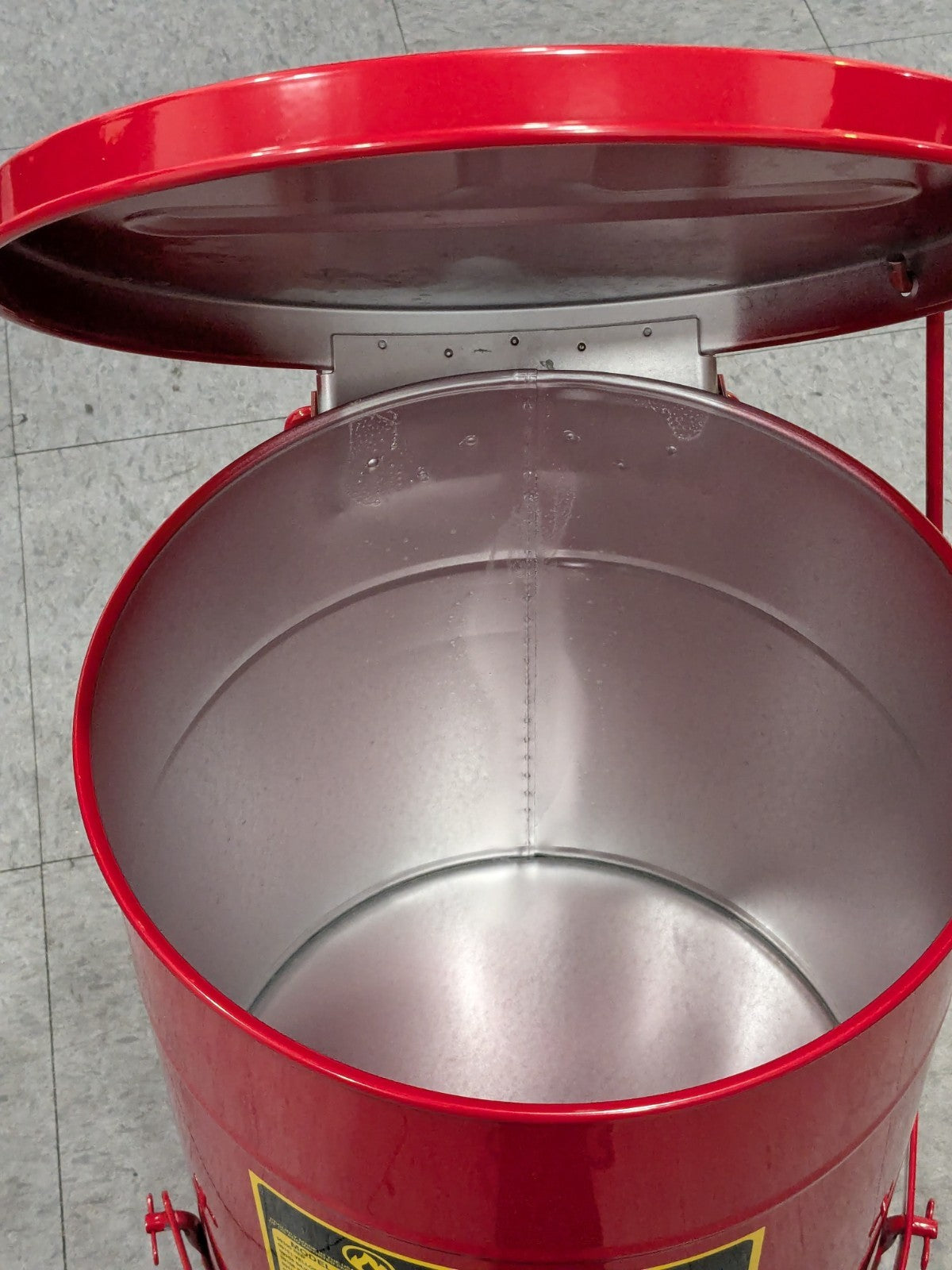 Justrite 6 Gallon Capacity, Galvanized Steel Disposal Can 09100