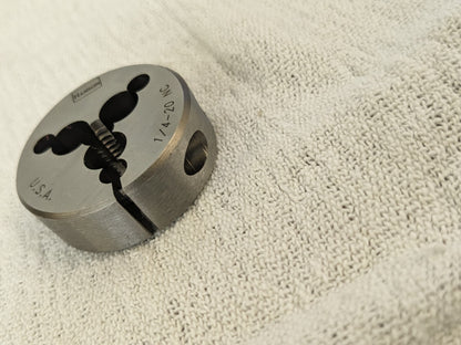 TITAN USA Round Die: 1/4-20, 1-1/2" OD HSS TE80128