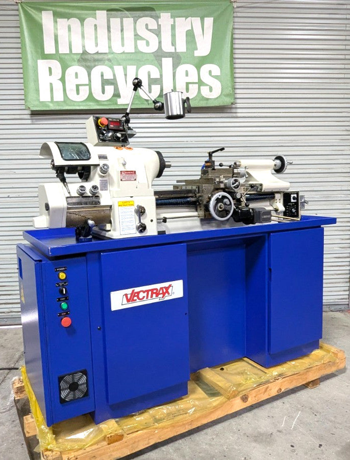 VECTRAX 11 x 18 Toolroom Lathe 220V 3PH  3HP VFD Speed Control  *Scratch & Dent*