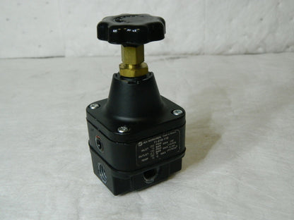 Norgren 1/4 NPT 3 - 150 psi Precision Constant Bleed Zinc Regulator 11-018-110