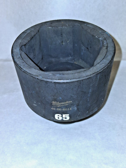 Milwaukee Tool SHOCKWAVE Impact Duty Standard Socket 1" Drive 65 mm 49-66-6614