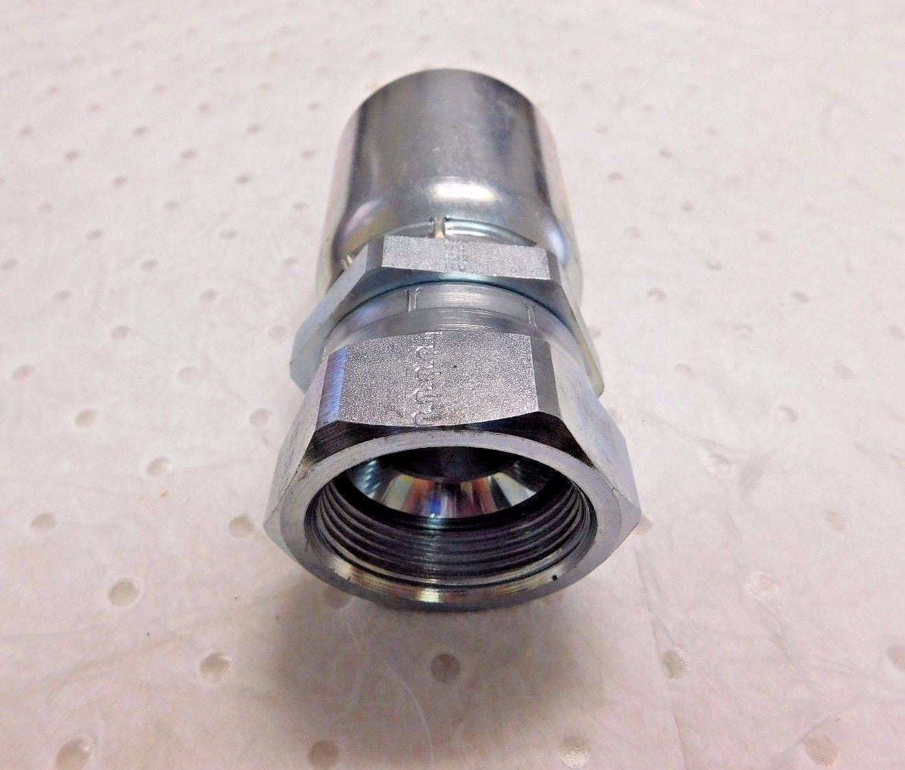 PRO Hydraulic Crimp Fitting 1 1/4" Hose x 1 1/4" FJIC Straight 316 LHY