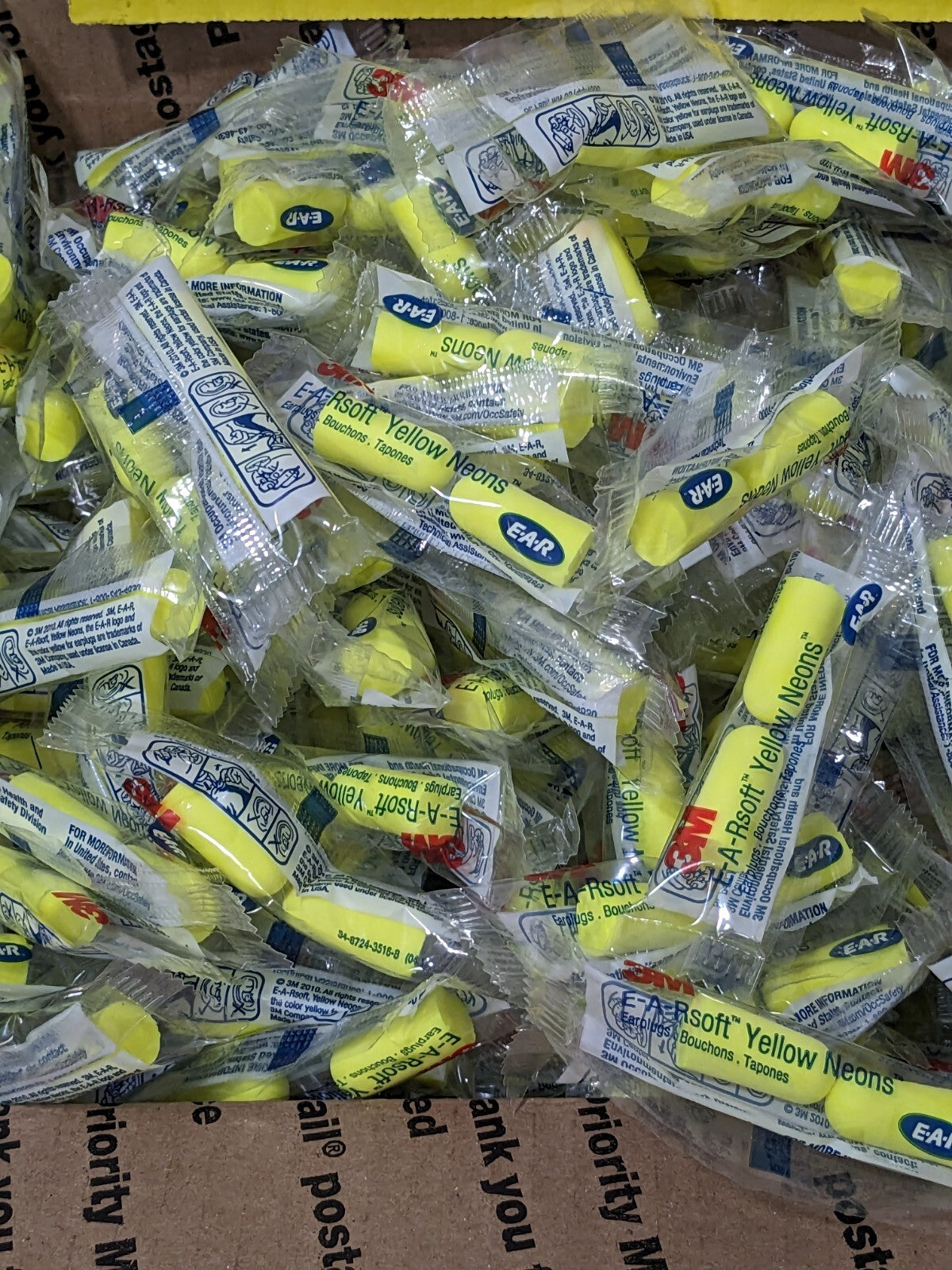 3M Earplugs: 33 dB, Foam, Bullet, Roll Down, Uncorded Qty 400 7000002303