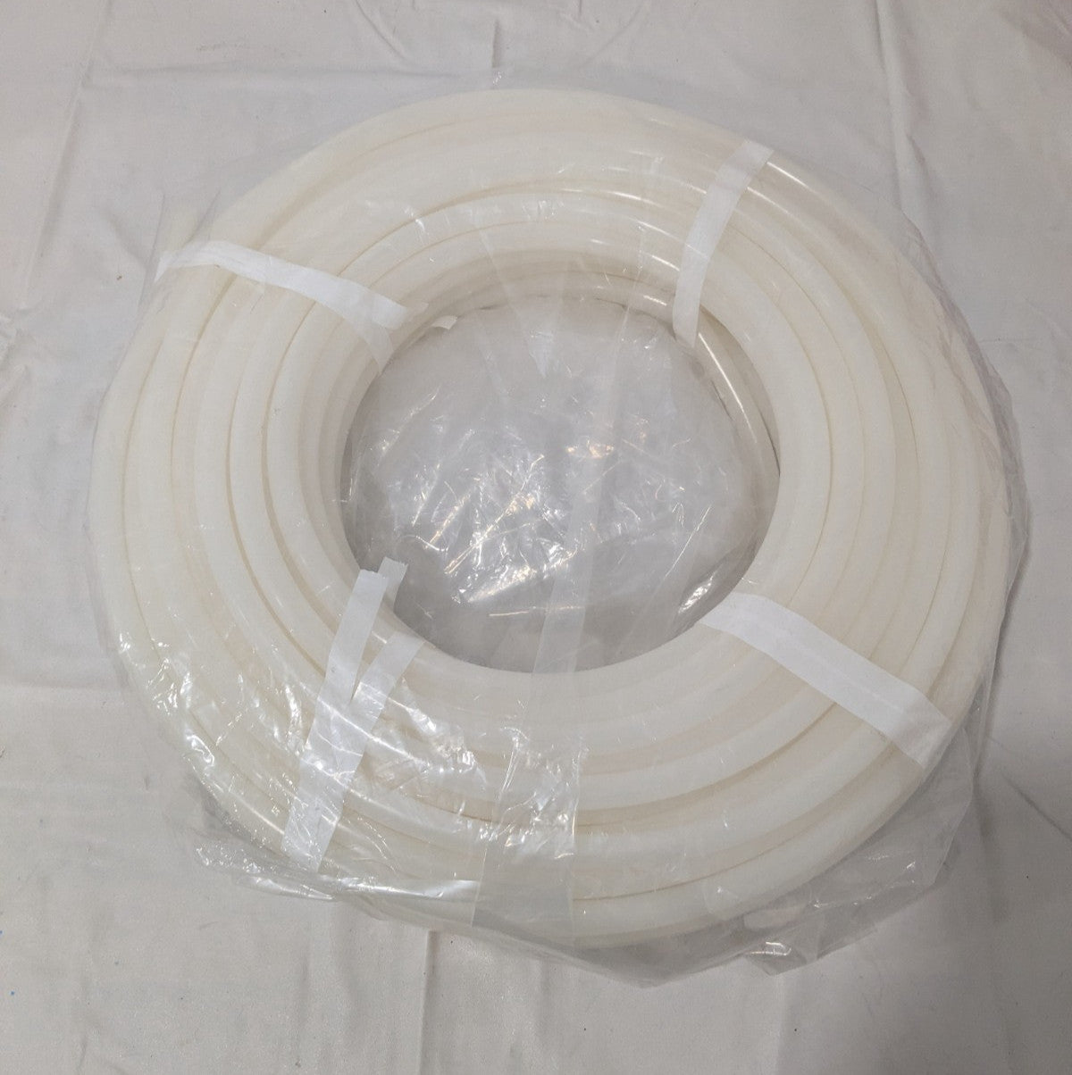 Natural Nylon 11 Tube: 0.275" ID, 3/8" OD, 581 Max psi, 100' Length 36015