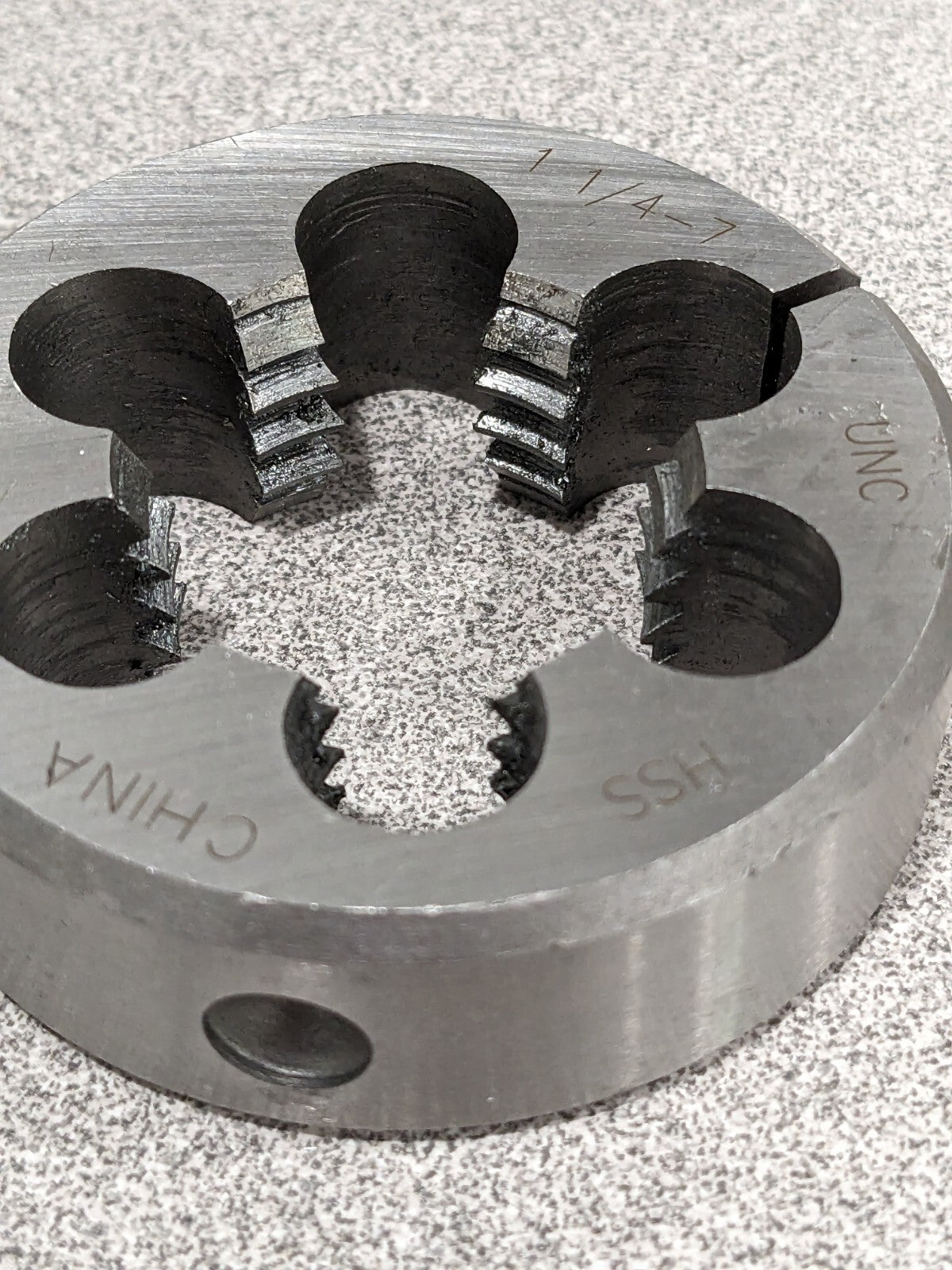 Round Die: 1-1/4-7, High Speed Steel 314-1484