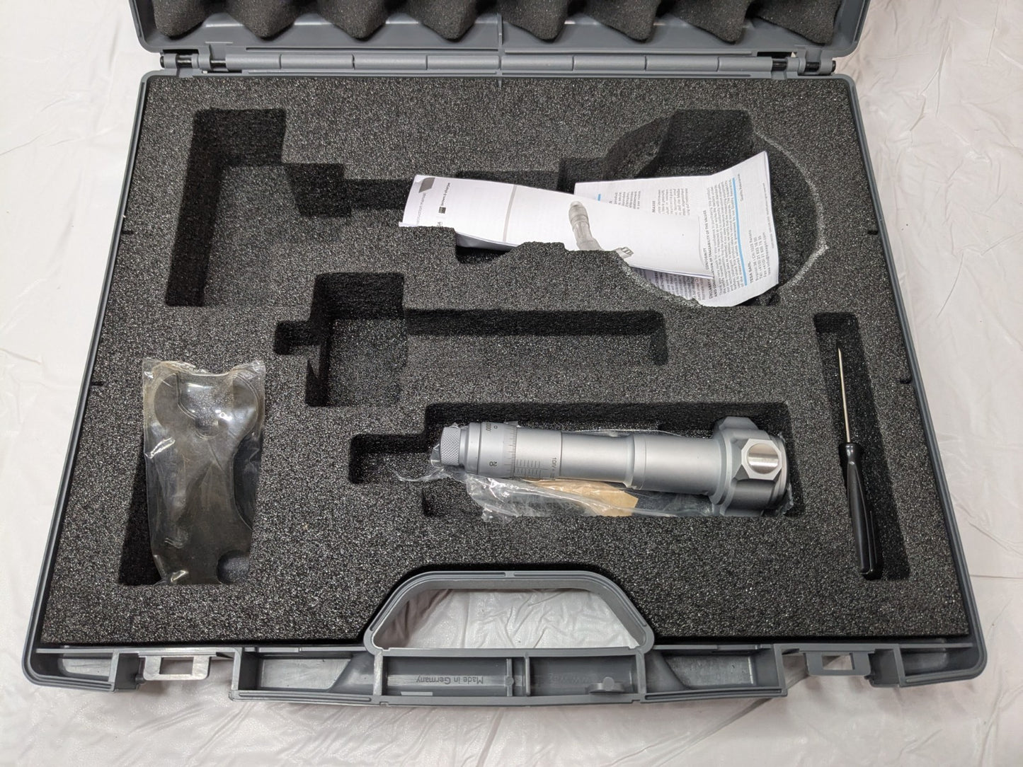 TESA Brown & Sharpe Mechanical Inside Micrometer 2 to 2.4" Range 00881902