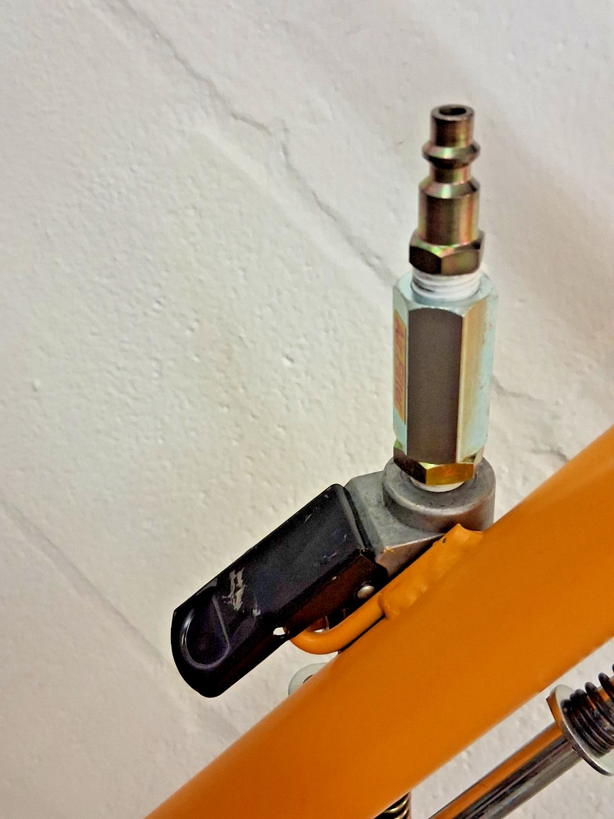 Omega Lift Equipment Dual Stage Air Actuated Truck Jack 35 Ton Capacity 23227