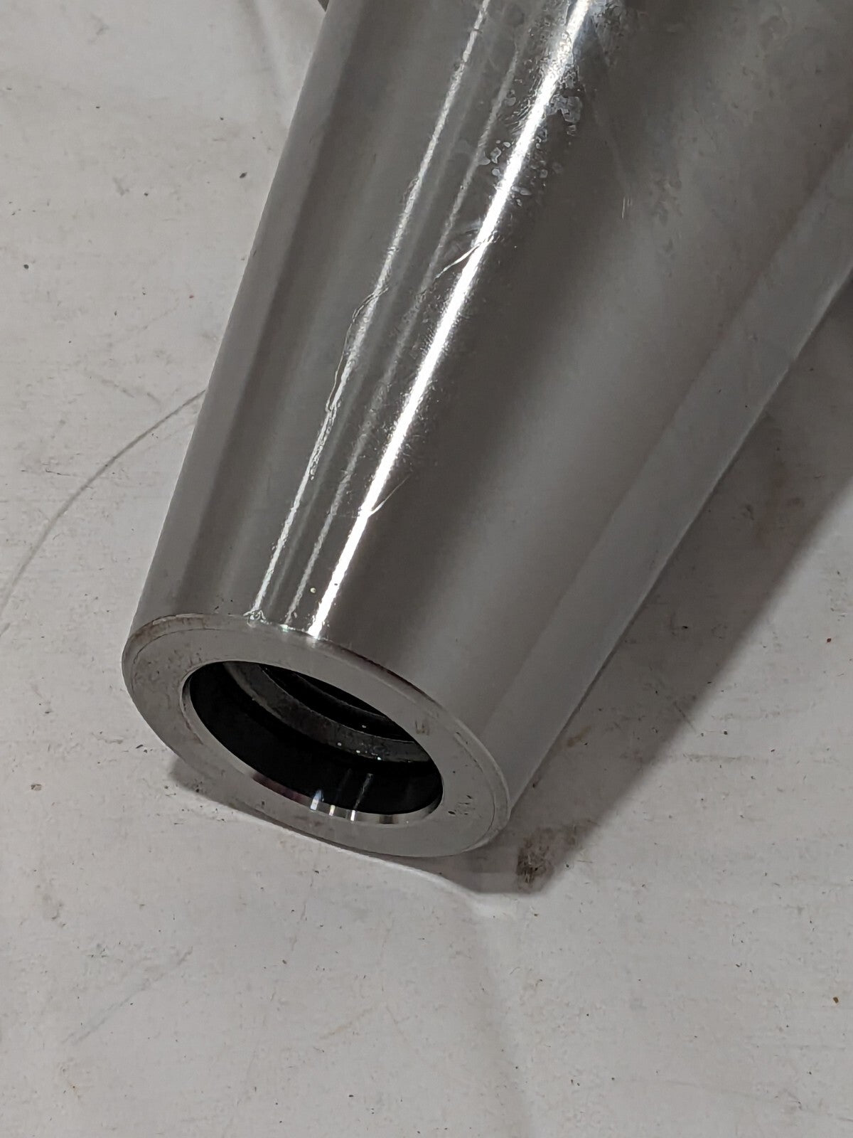 ACCUPRO End Mill Holder: CAT50 Taper, Taper Shank, 1-1/4" Hole Dia 775150