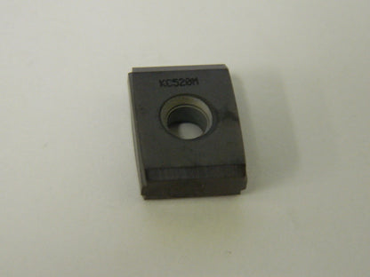 Kennametal Carbide Milling Inserts YCE4340 KC520M QTY 5  2265232