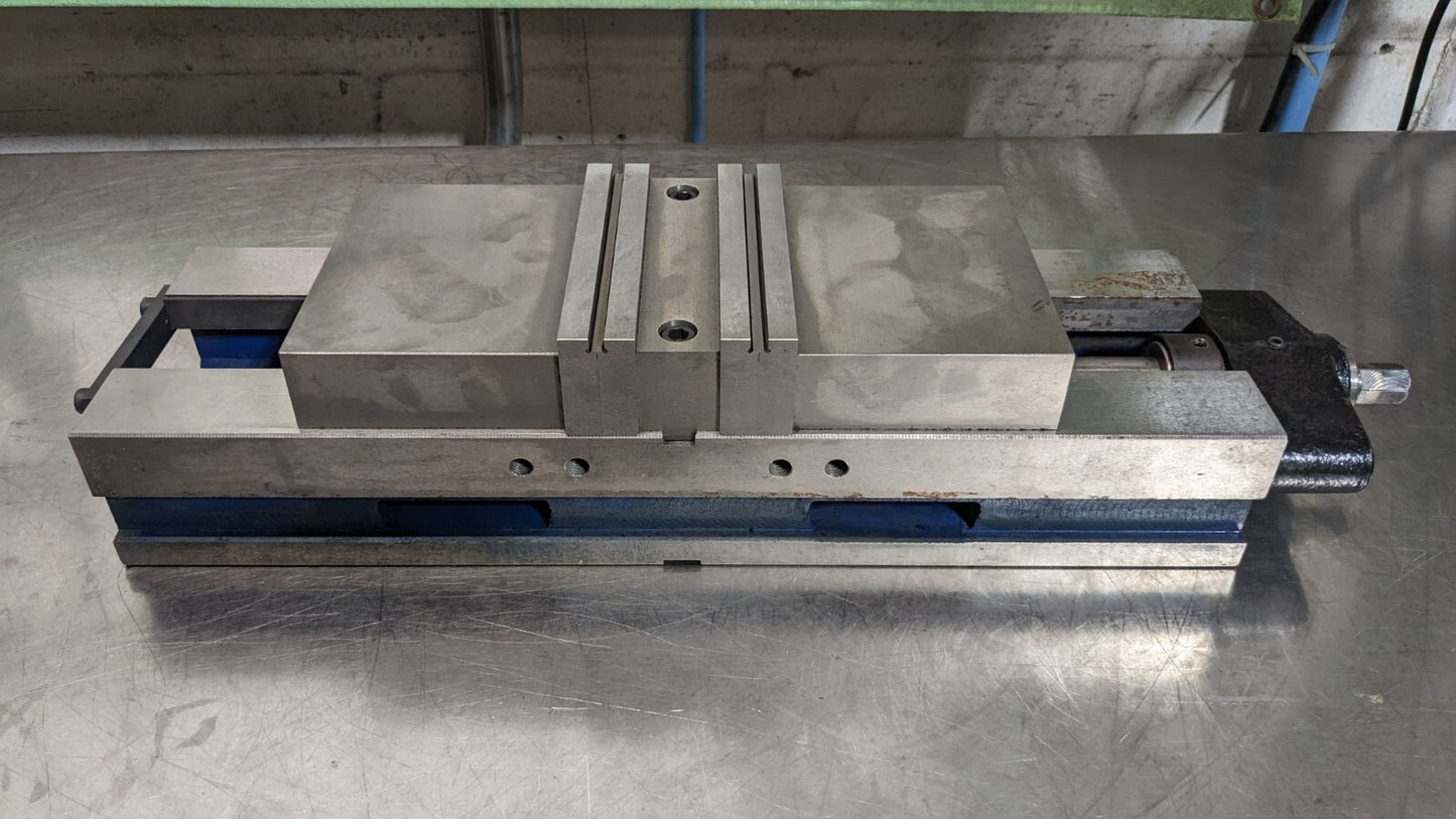 Machine Vise 4" Jaw Opening Horizontal Stationary Base 2" Jaw Height Incomplete
