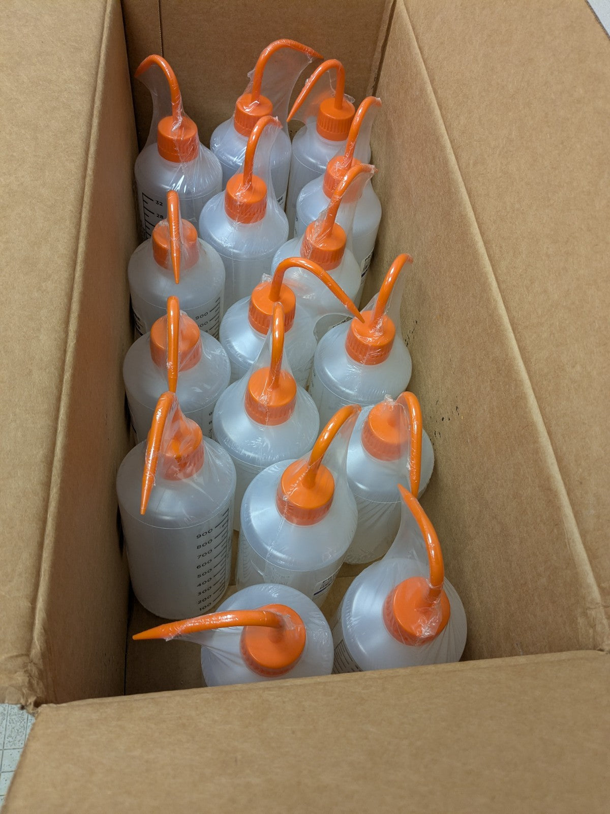 Pro-Lube Squeeze Bottle Oil Cans - 32Oz (1000ml) Box of 16 SQZ/1000