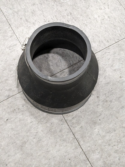FERNCO 6 x 4" PVC Flexible Pipe Coupling with Clamp 1056-64