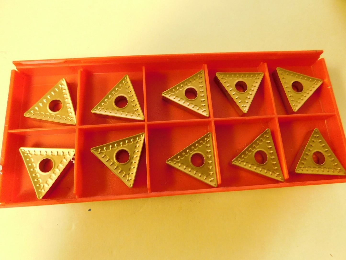 Sandvik Carbide turning inserts  QTY 10 TNMM 22 04 08-QR 235