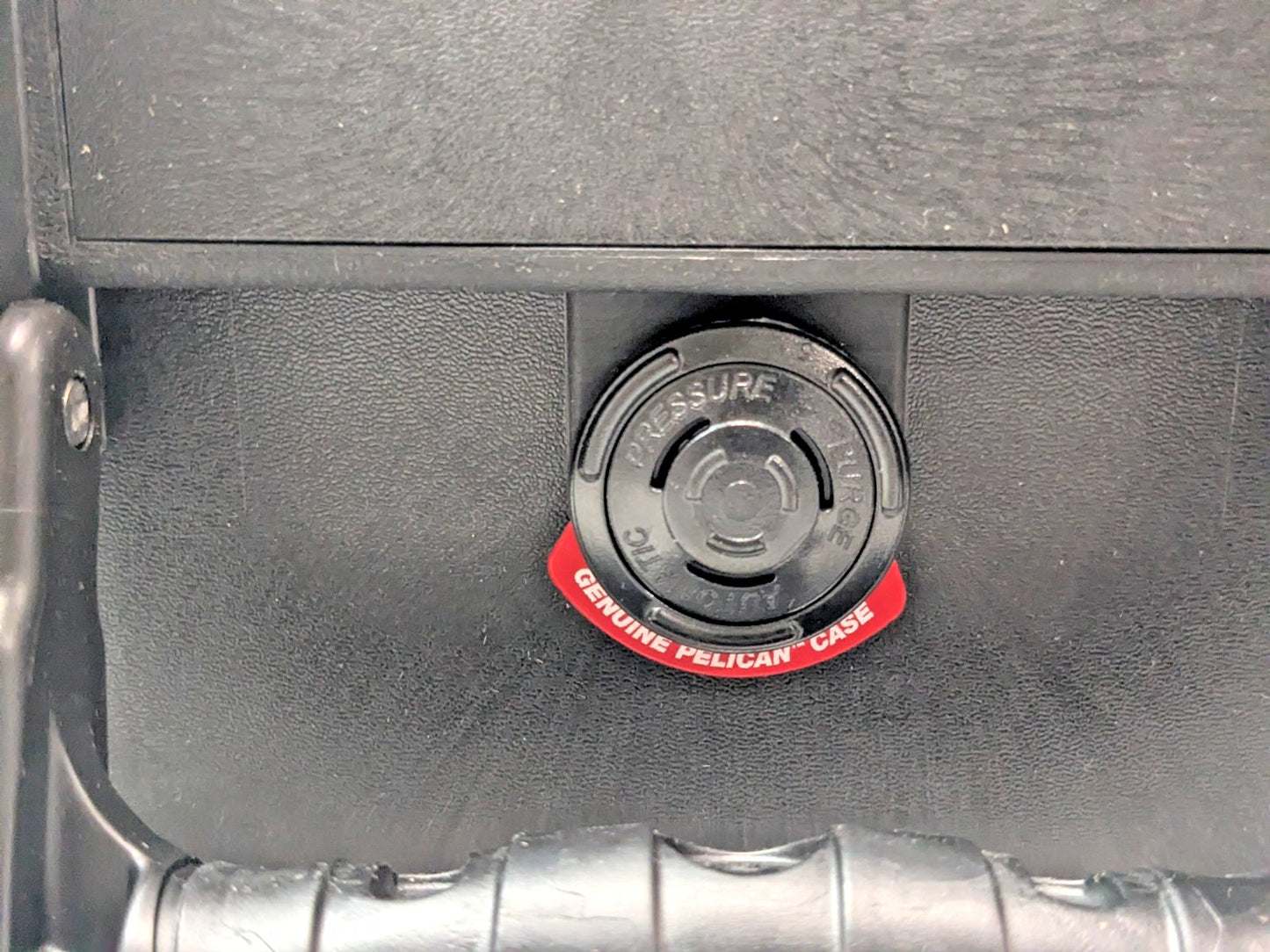 Pelican 1400 Case W/Foam Black 1400-000-110