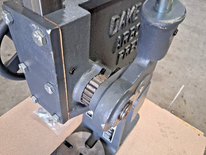 Dake Arbor Press 1" Ram 4-1/2" Throat Depth 1-1/2 Ton Pressure 901005