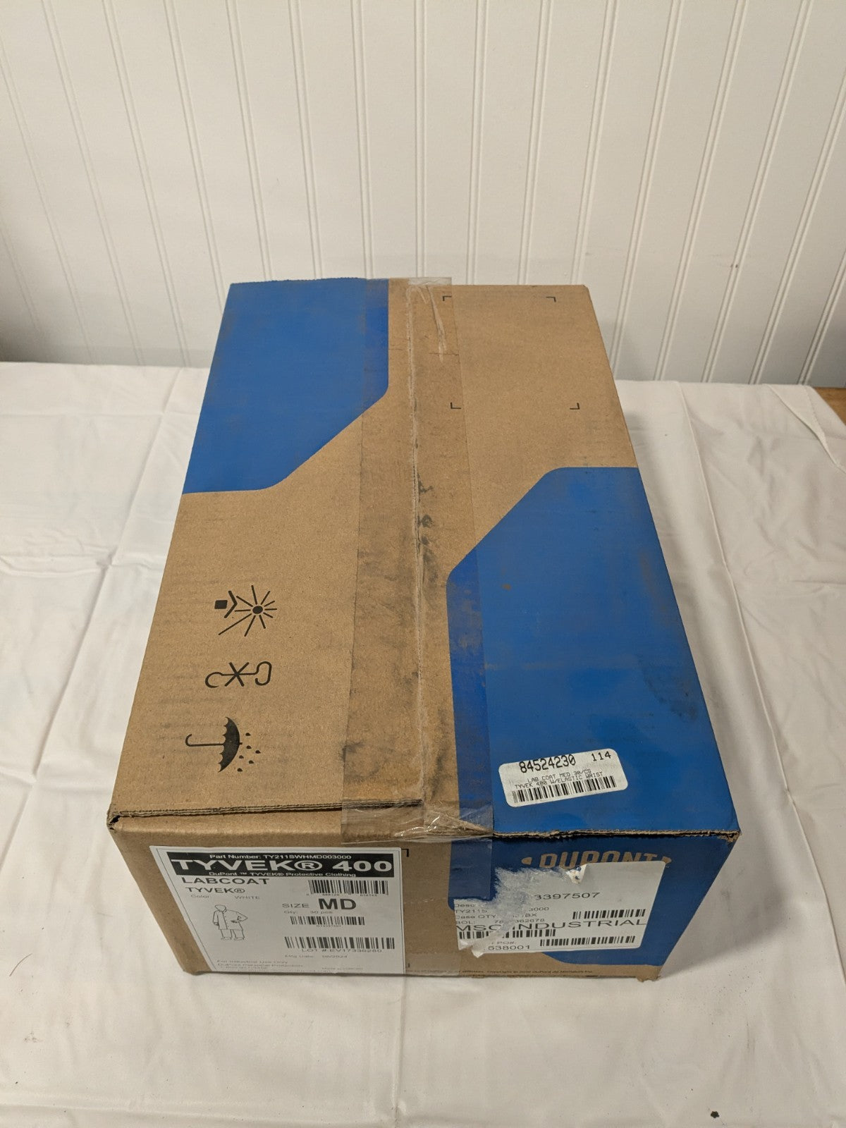 Tyvek 400 Lab Coat Snap Front White 30 Pack Size Medium TY211SWHMD003000