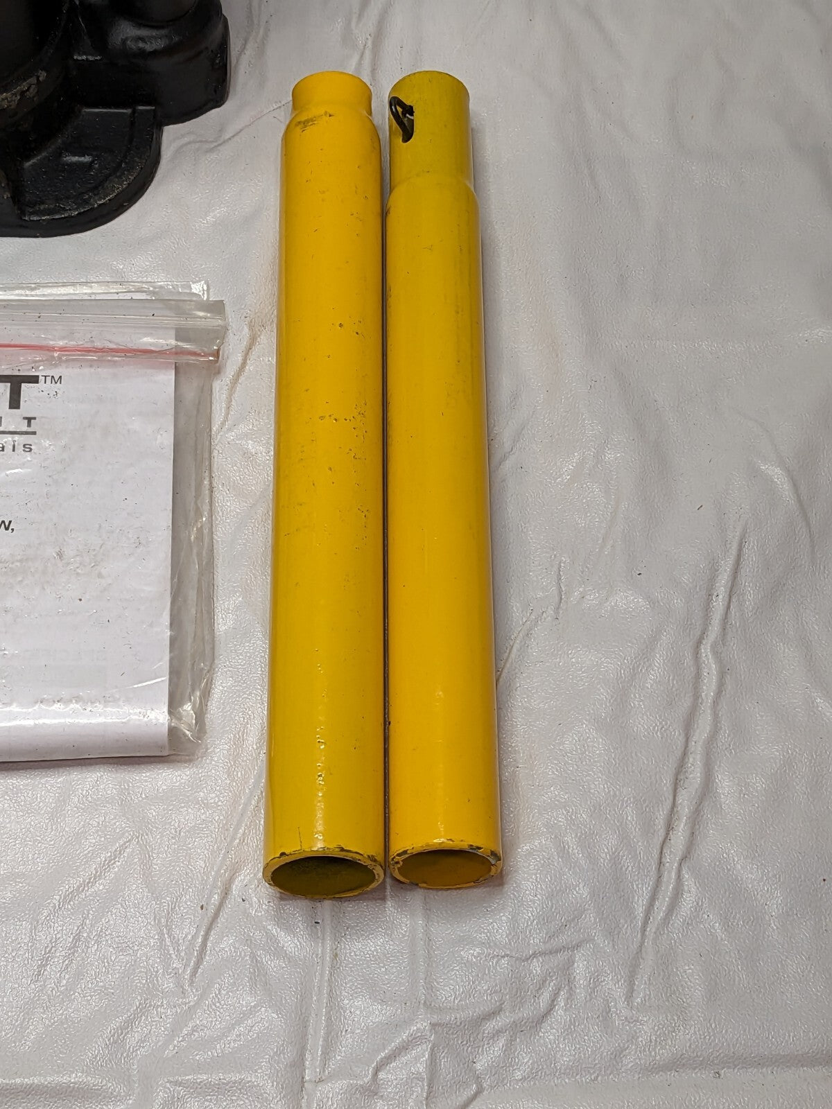 OMEGA LIFT EQUIPMENT 4 Ton Capacity Hydraulic Bottle Jack 10045W USED