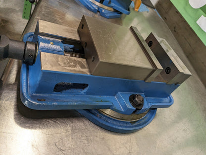 BAILEIGH Machine Vise: Horizontal Swivel Base 1 Station 12-9/16" DAMAGED 1019130