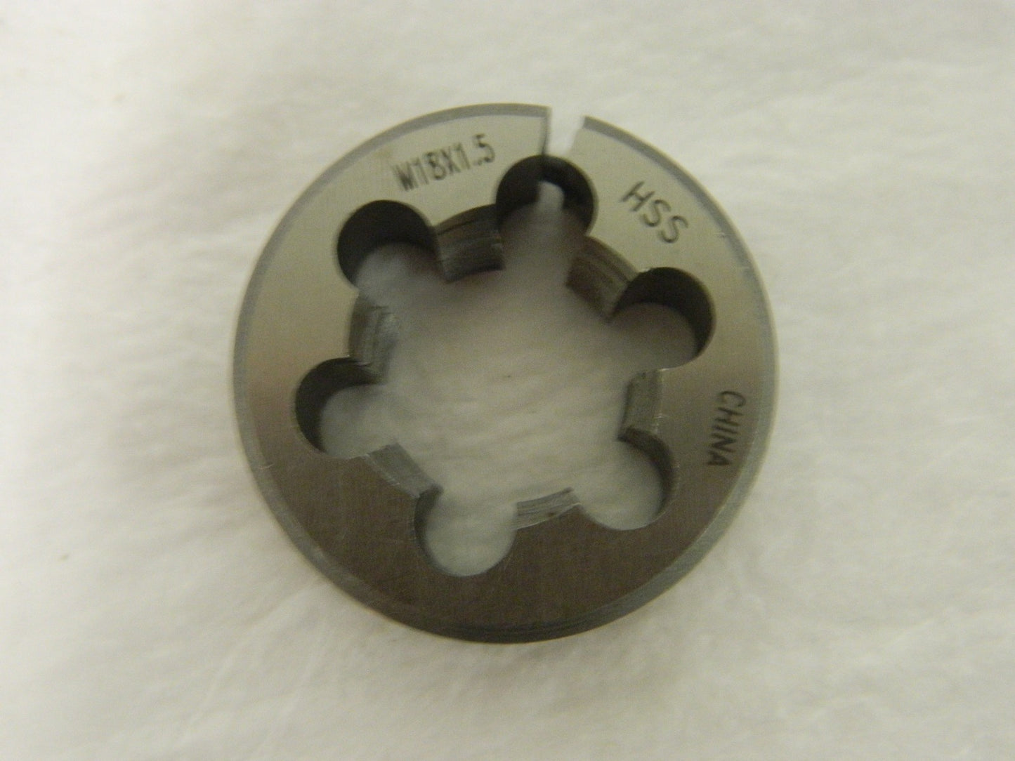 Interstate 03863958 M18 x 1.5" 1-1/2" Od HSS Round Die Qty. 1