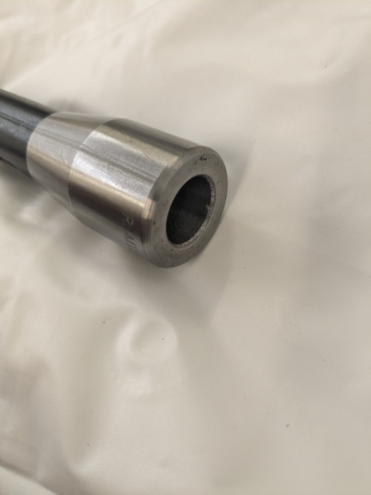 2MT Inside Taper, R8 Outside Taper, R8 to Morse Taper Adapter 214-9002