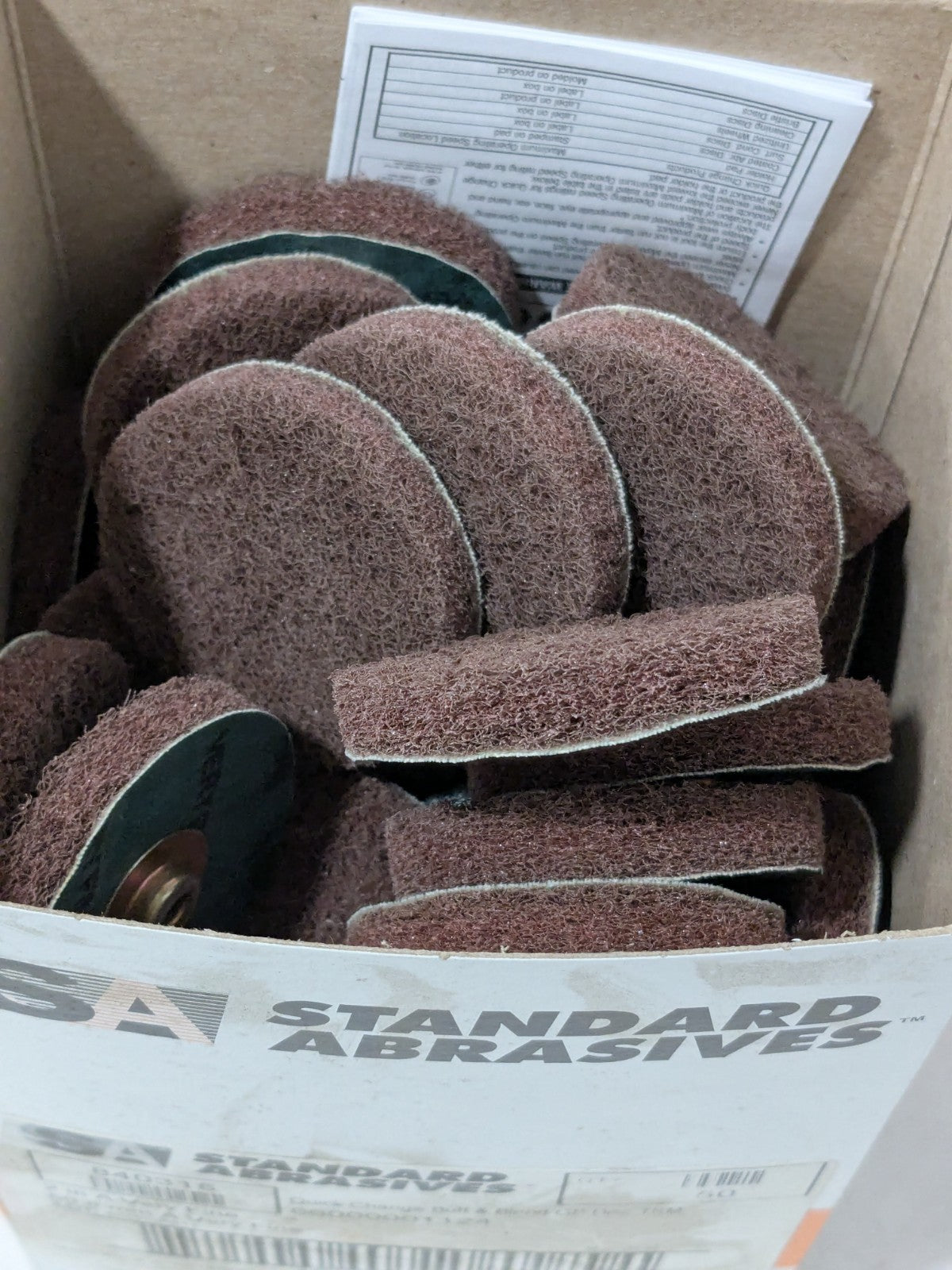 SA Quick-Change Disc: TSM, 2" Dia, AO, Non-Woven Box of 50 7000046744