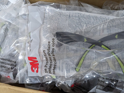 3M Safety Glasses Anti-Fog & Scratch-Res., Clear, Frameless Box of 20 7100112435