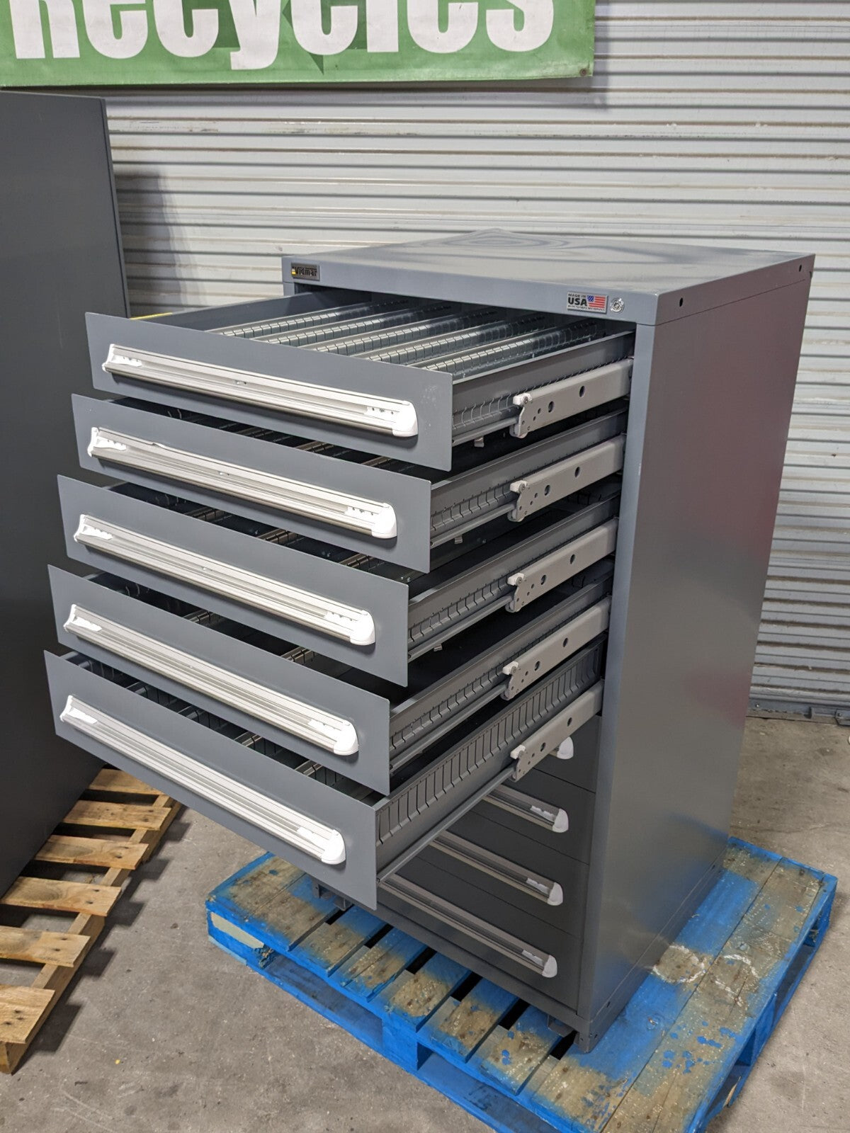 Vidmar Modular Storage Cabinet 9 Drawer 59" x 30" x 28" Scratch N